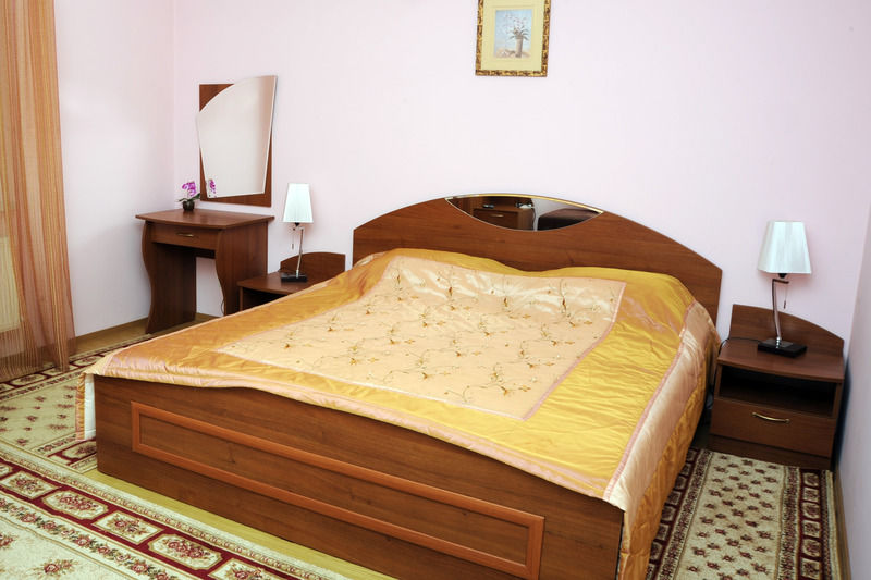 Majami Hotel تشيسيناو المظهر الخارجي الصورة